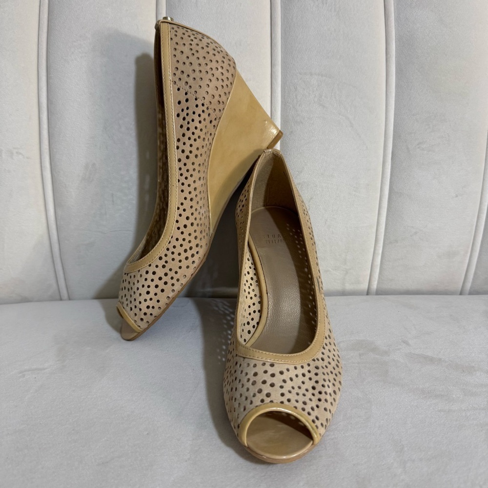 Stuart Weitzman Women’s Size 7.5 Perfecto Peep Toe Wedges